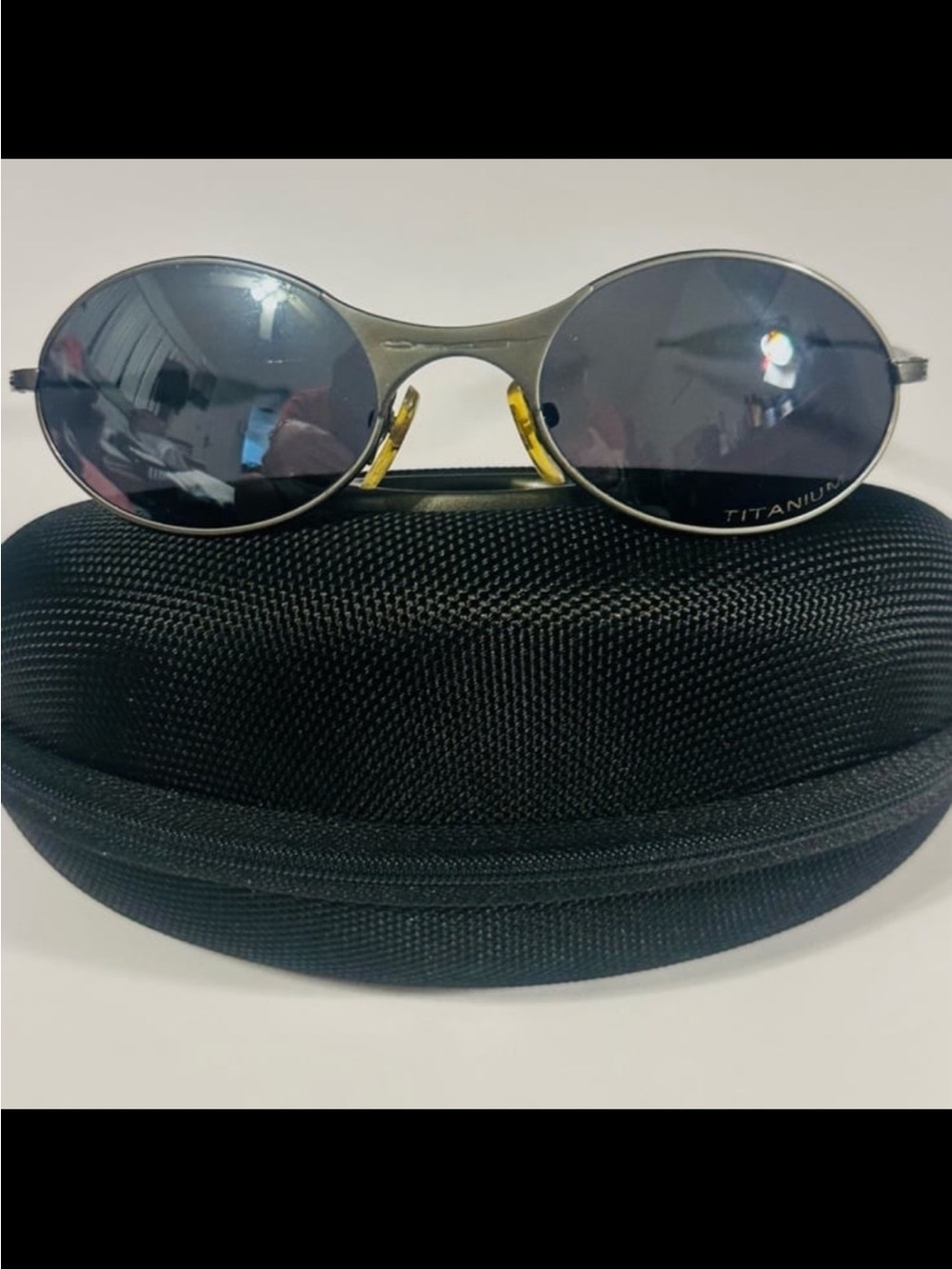 Vintage Men Oakley T E Wire 1.0 Titanium Frame Titanium Iridium Lens & Hard Case
